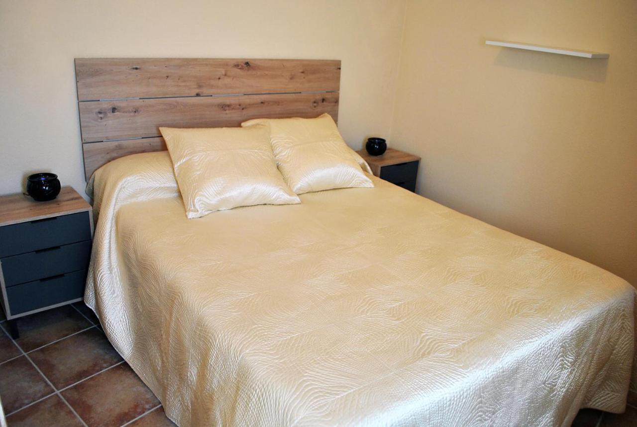 Turisticos Dulcinea Apartamento Las Ventas con Pena Aguilera
